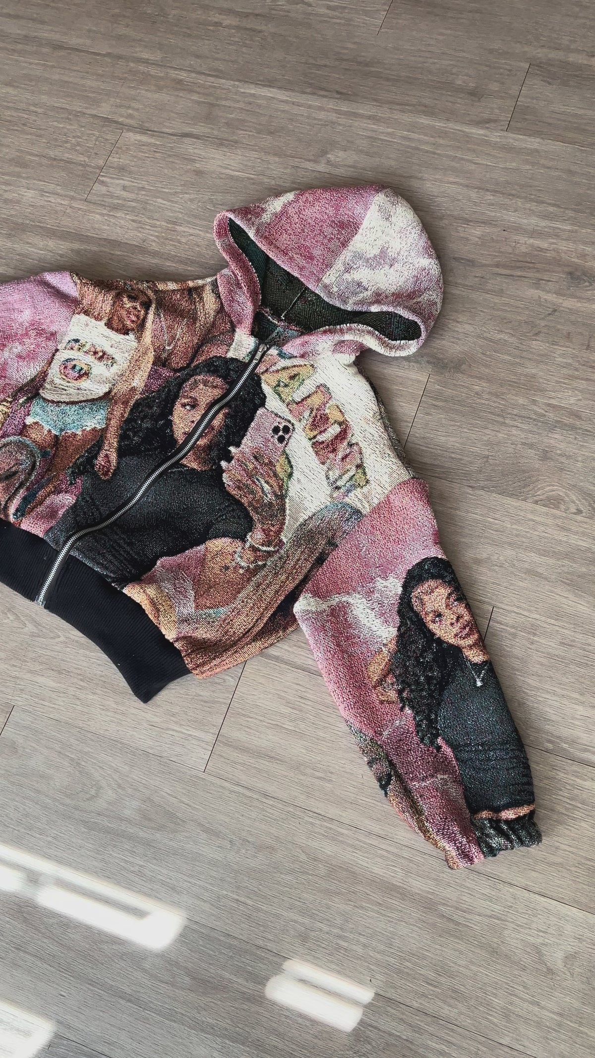 Women’s Cropped Hoodie